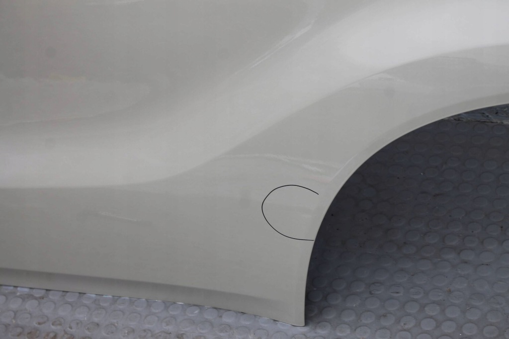 Дверь левая задние левый задний  suzuki vitara 2 3 15- a9n c51 zqq с Разборки