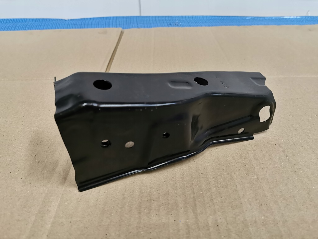 фото №1, Suzuki ignis iii 16- pas передний кронштейн