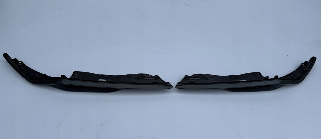 фото №1, Спойлер молдинг накладка перед audi r8 4s0 lift карбон 4s0807514a 4s0807513a