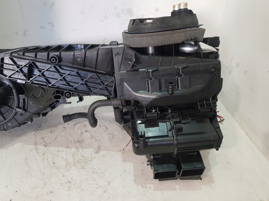 фото №10, Отопитель комплектная 5n1820003l vw tiguan 5n 2.0 tdi 12r eur