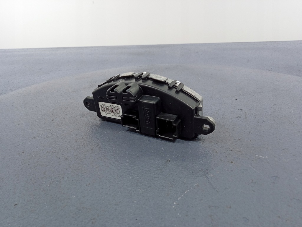 фото №1, Bmw 3 f34 f32 f30 резистор вентилятор 9319919