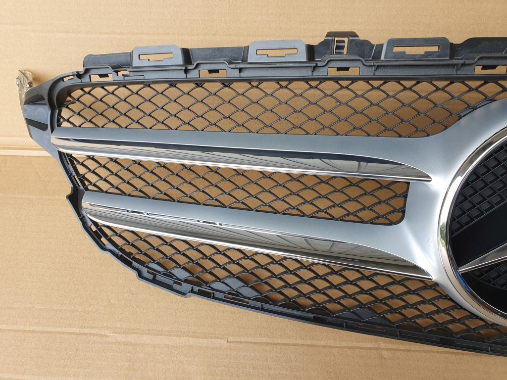 фото №3, Решітка радіатора mercedes 205 решітка радіатора nowa оригінал