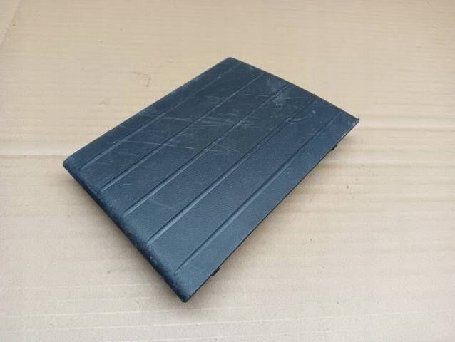 Купити M38 peugeot 3008 2 заглушка радара бампера 9831392877