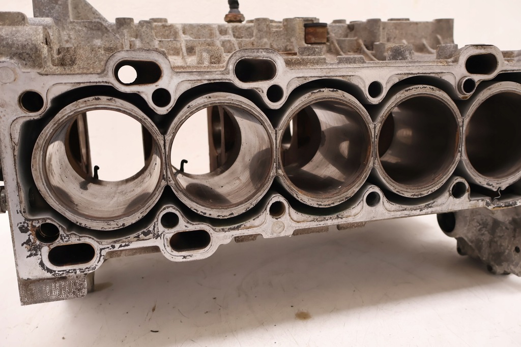 фото №7, Volvo v70 2.5t блок двигуна b5254t2