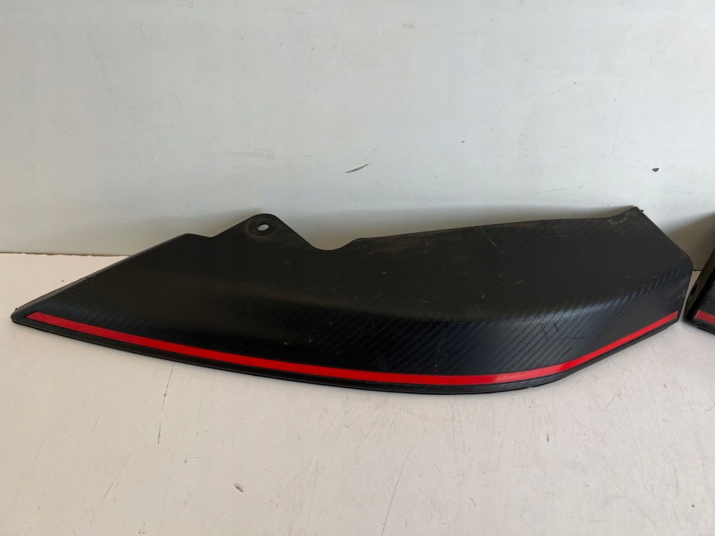 фото №2, Eclipse cross накладка молдинг бампера перед