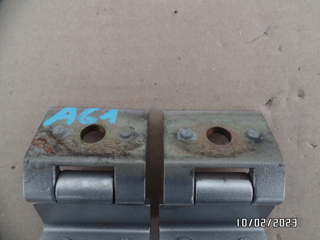 фото №4, Петля крышки багажника citroen c5 hb lift комплект