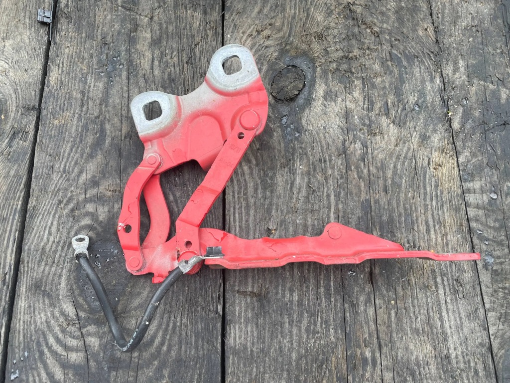 фото №1, Петля капот правий mini countryman r60 9801570 b16