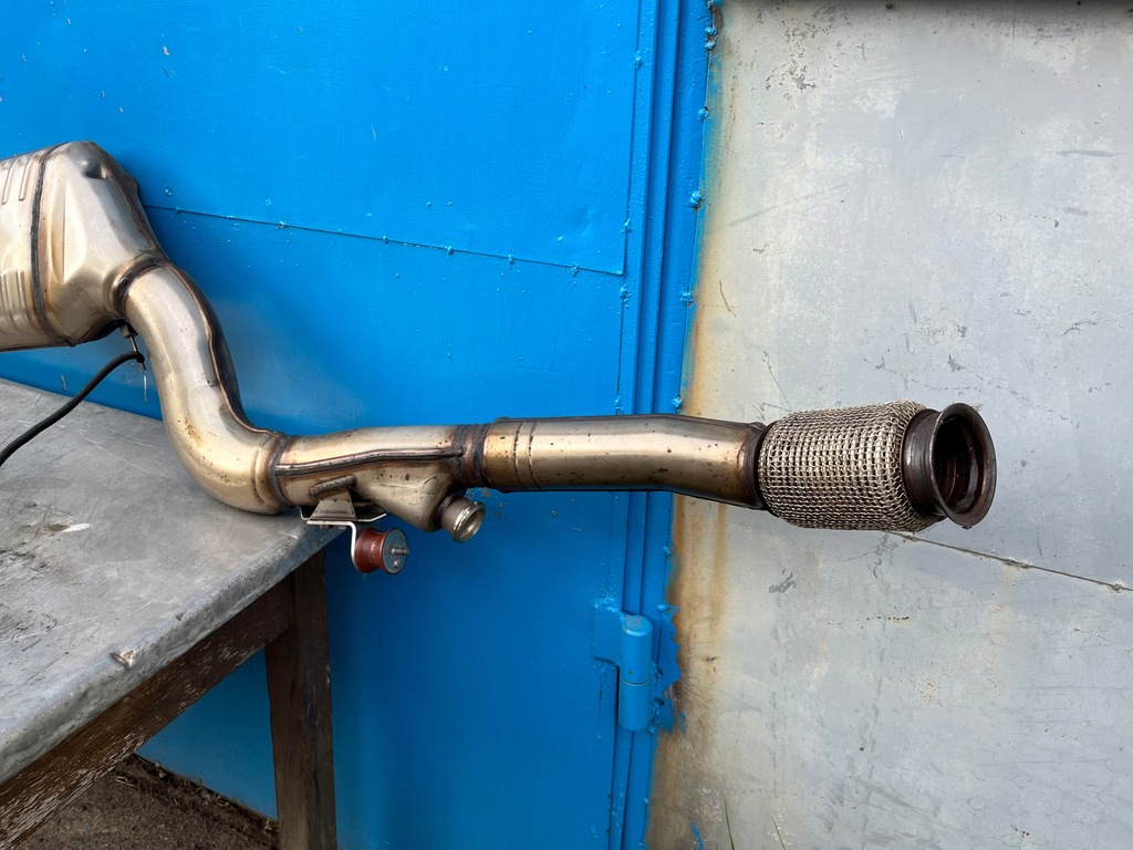 фото №6, Mercedes w205 2,2 cdi sedan гаситель выхлоп комплект