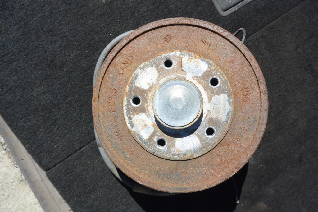 Купить Dacia duster 2 17- поворотный кулак ступица барабан правая левая задняя 2wd трос