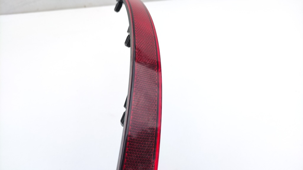 фото №9, Skoda superb iii 3v5 sedan отражатель бампера правый левый задняя dr246