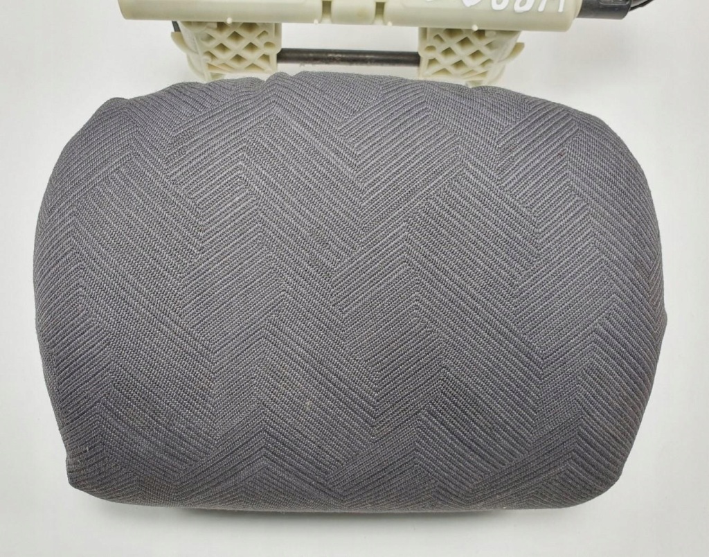 Подголовник моторчик средний задний  mercedes w220 Недорого