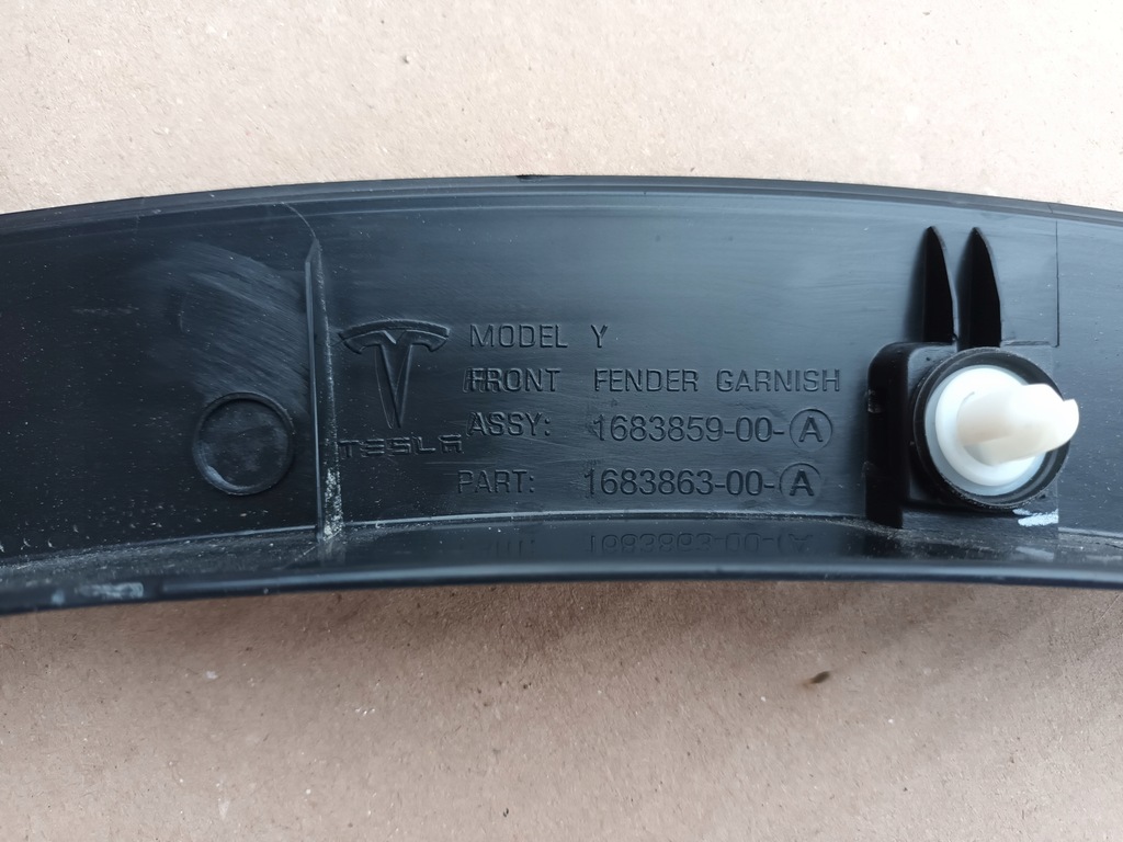 фото №11, Молдинг передня ліва tesla model y перед лівий
