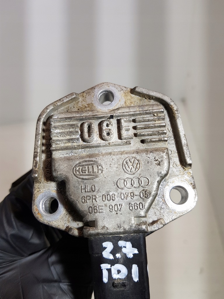 фото №15, Датчик уровня масла 06e907660 audi 2.7 3.0tdi