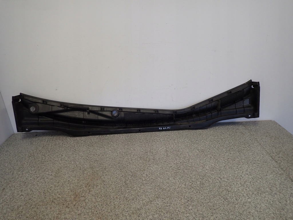 фото №8, Hyundai i30 07-12 жабо пластиковый