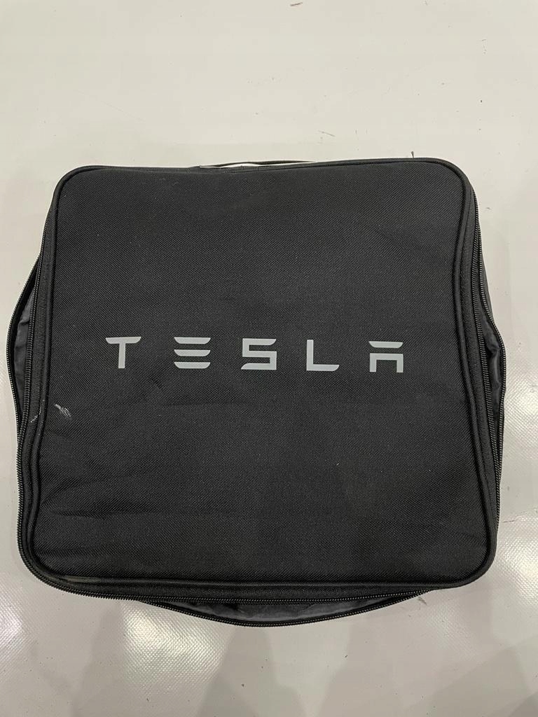 фото №1, Tesla model 3 y зарядное устройство kab комплект 1121254-00-g