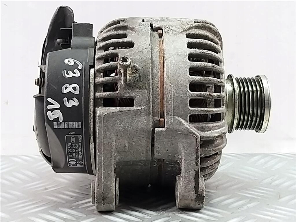 Генератор opel vectra c 3,0 b год 2002 -2008 13125525 bosch в Украине