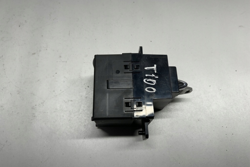 фото №9, Замок запалювання jaguar xf x250 6w8311572ak 3.0l дизель 177kw 2010