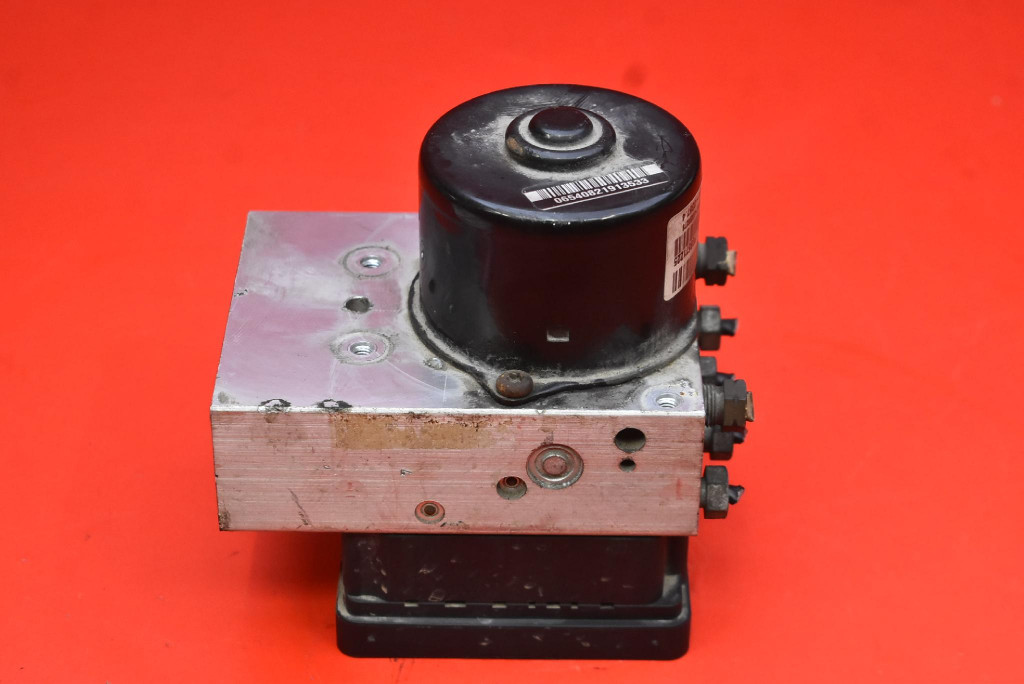 фото №7, Насос abs p08671225 volvo xc90 1 i 2.4 d5 163 km awd 02-06