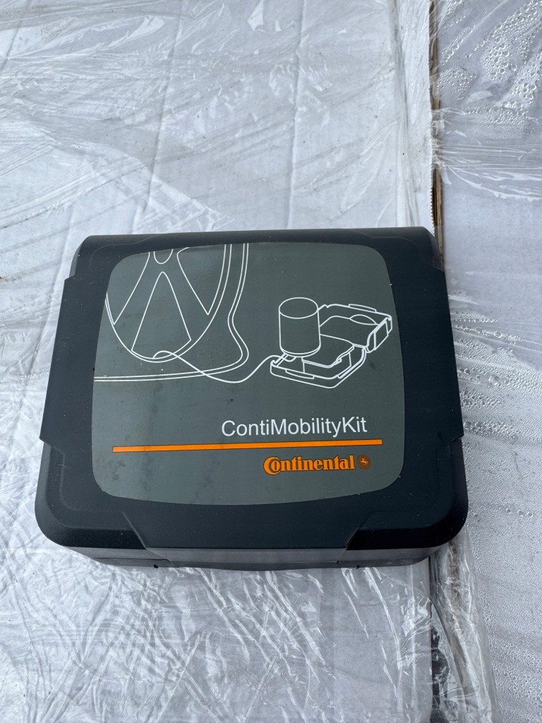 Купити Помпа компресор шини колеса continental contimobilitykit