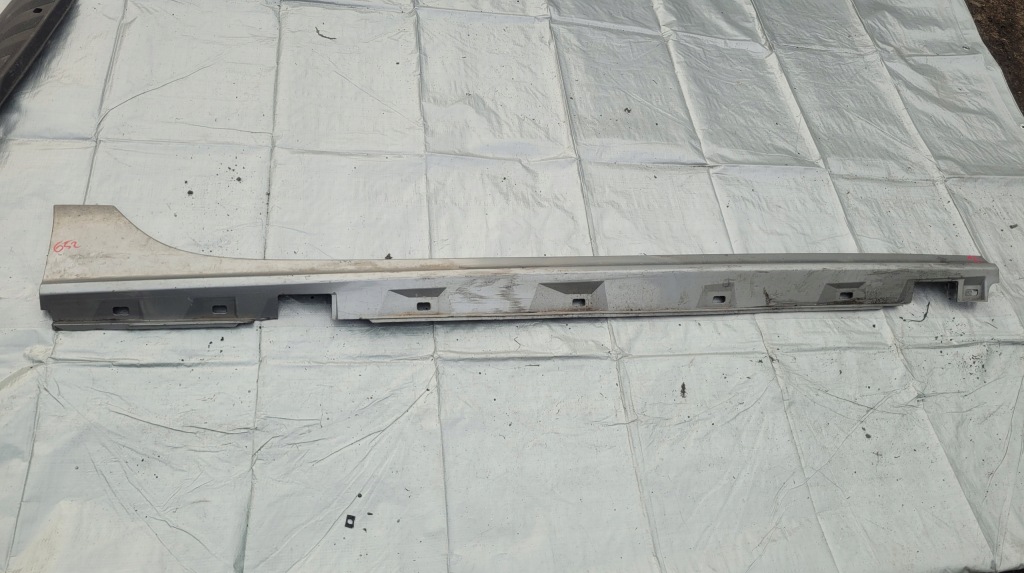 Купить Audi a7 молдинг порог правый  порог правая  // 652