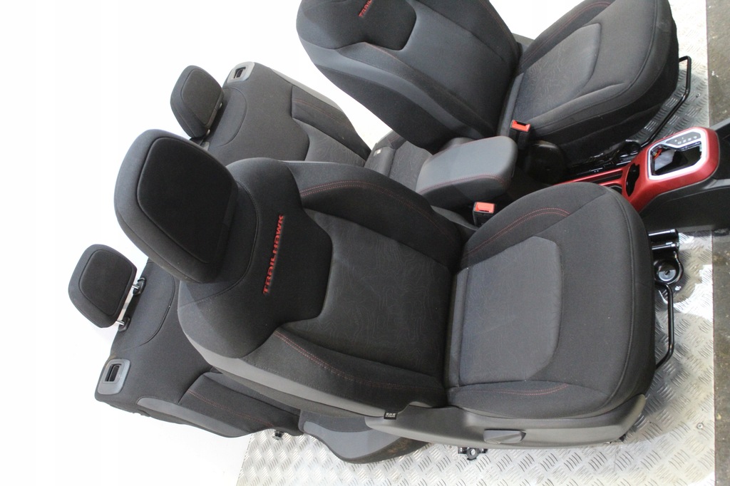 фото №2, Сиденья салон jeep renegade lift trailhawk