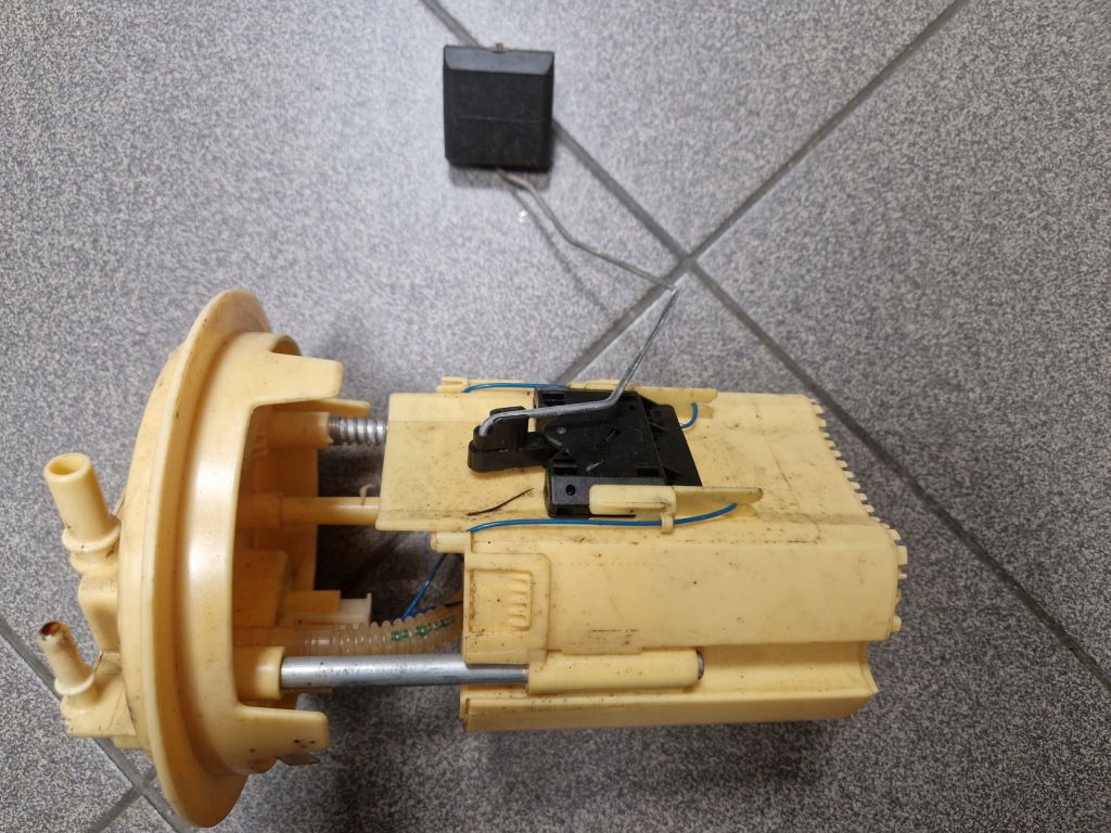 фото №1, Насос топлива поплавок 9684995280 peugeot 5008 i 09-13r