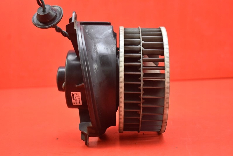 фото №5, Воздуходувка вентилятор обдув eu ay1661000346 chrysler pacifica 03-08