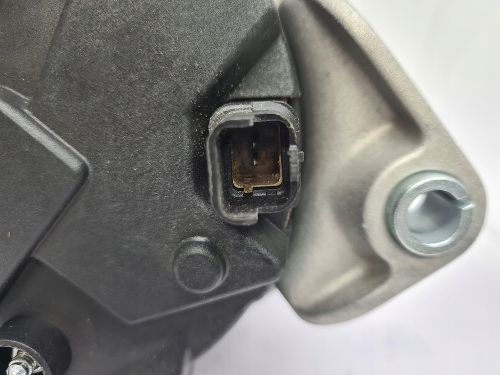 фото №15, Тормозные колодки тормозные toyota auris _e18_ 10/12-12/18 / toyota auris szt bosch