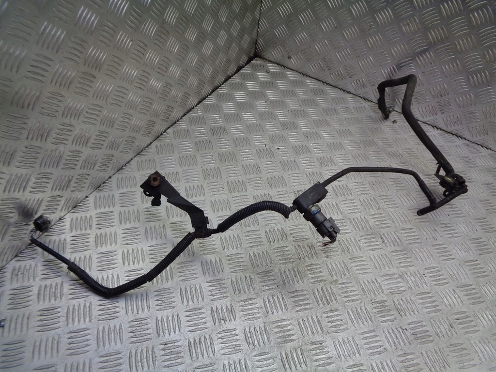 фото №1, Шланг кондиционера toyota avensis t22 2.0 d4d