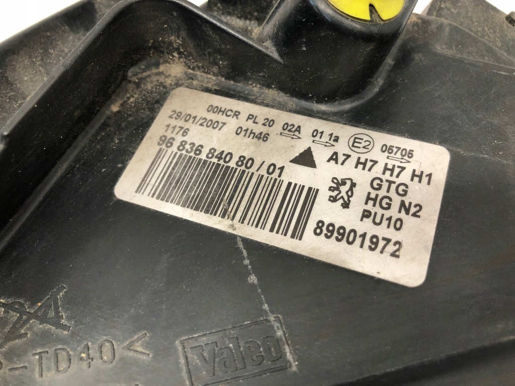 фото №10, Лампа перед ліва 9683684080 peugeot 207