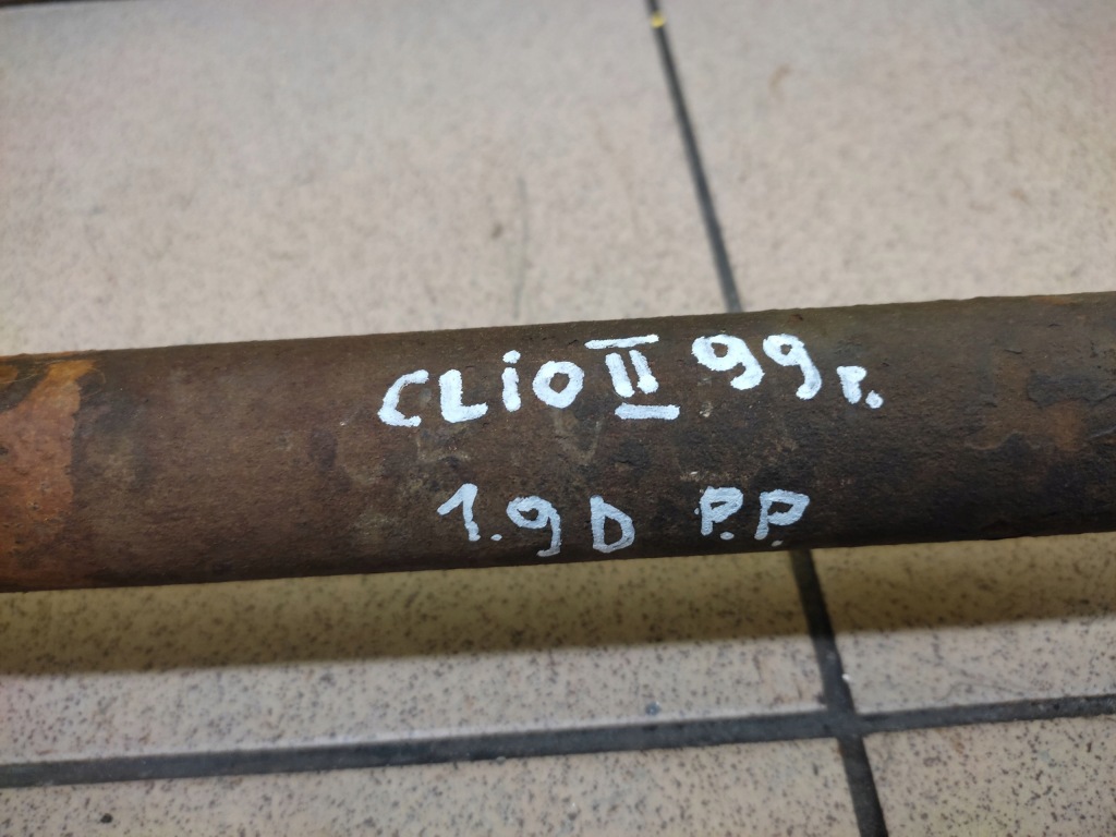 Renault clio 2 1.9 d привідний вал привідна правий в Україні