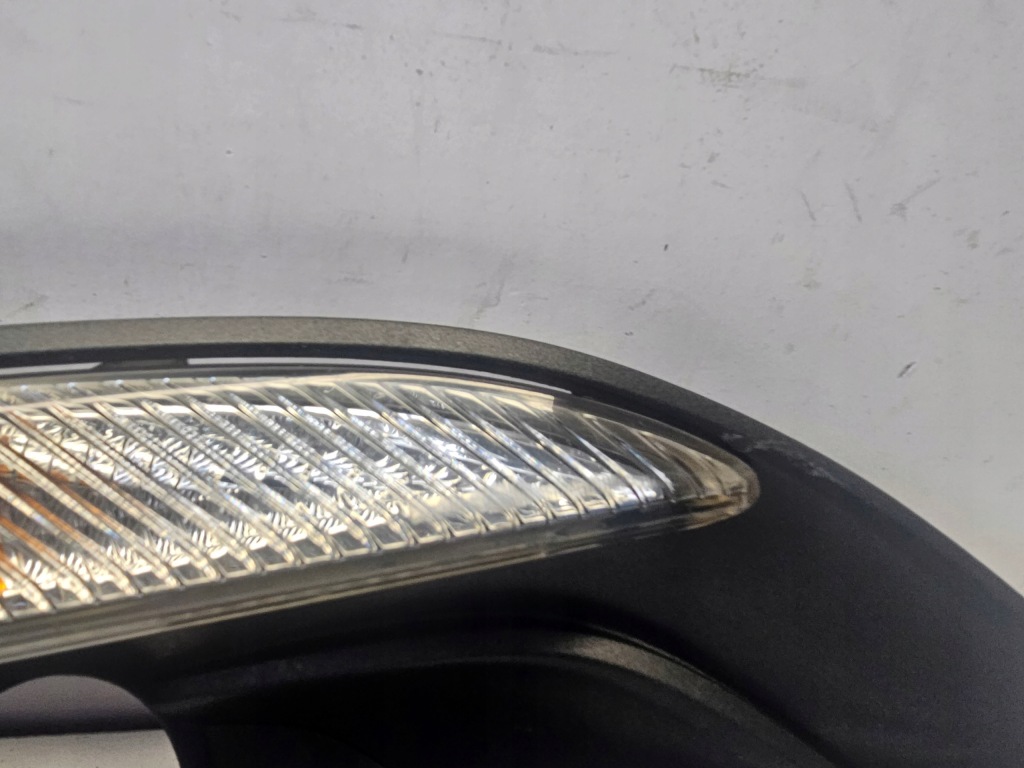 Opel astra j рестайлинг  решётка бампера противотуманной фары правый  перед правая оригинал хром Недорого