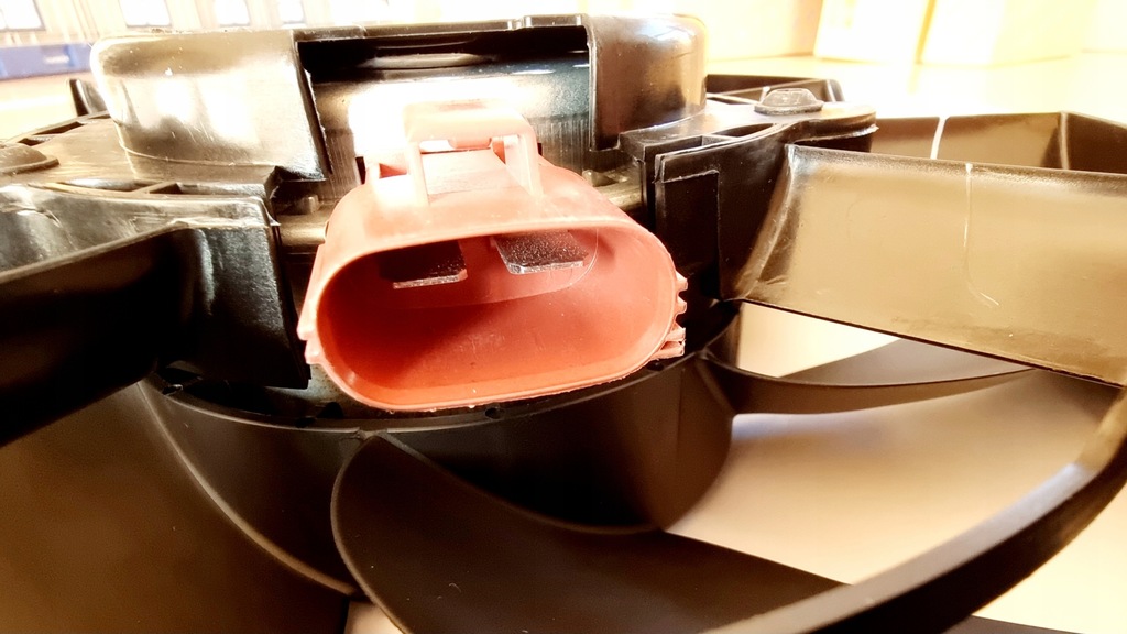 фото №7, Вентилятор радиатора transit /tourneo courier 14- 2225636 _ et76-8c607-fe