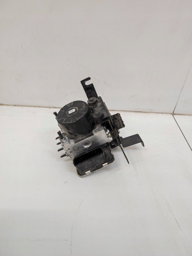 Купити Насос abs mercedes x klasa w470 470 2.3 dci