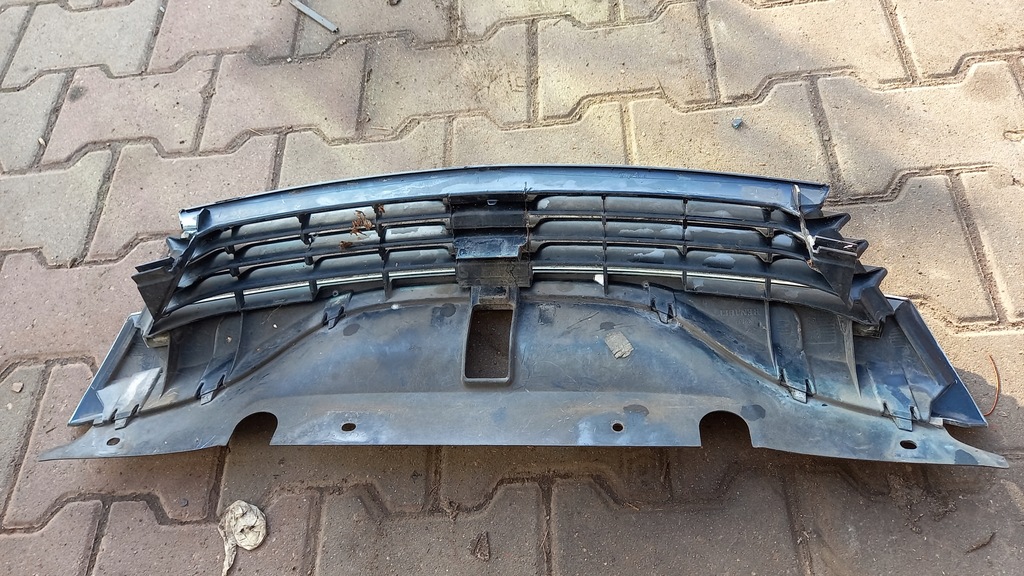 фото №2, Решётка радиатора renault laguna 1.9dci 02r