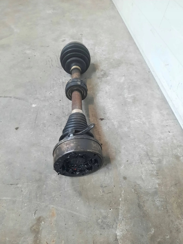 фото №3, Приводной вал передняя левая skoda rapid 1.6 tdi 6r0407763q