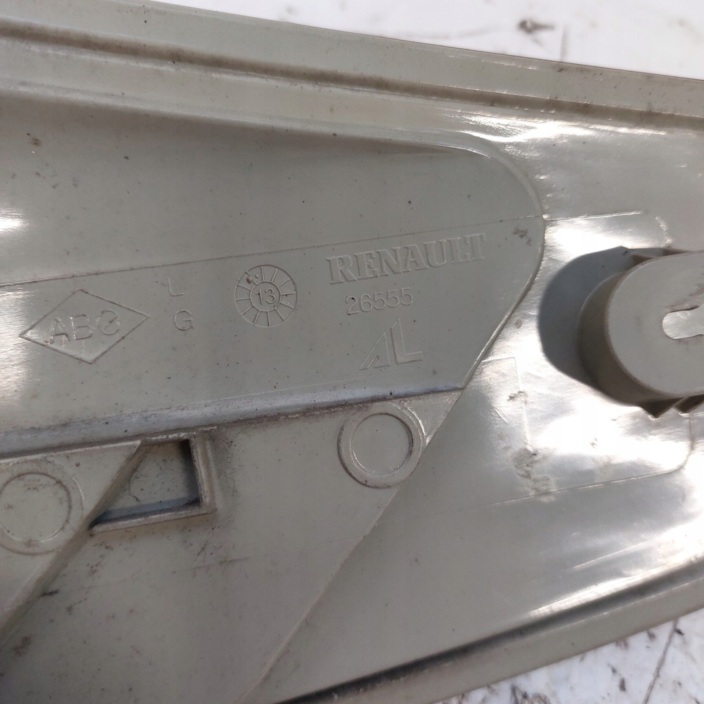 Renault fluence sedan лампа лівий задня mako 265552802r Недорого