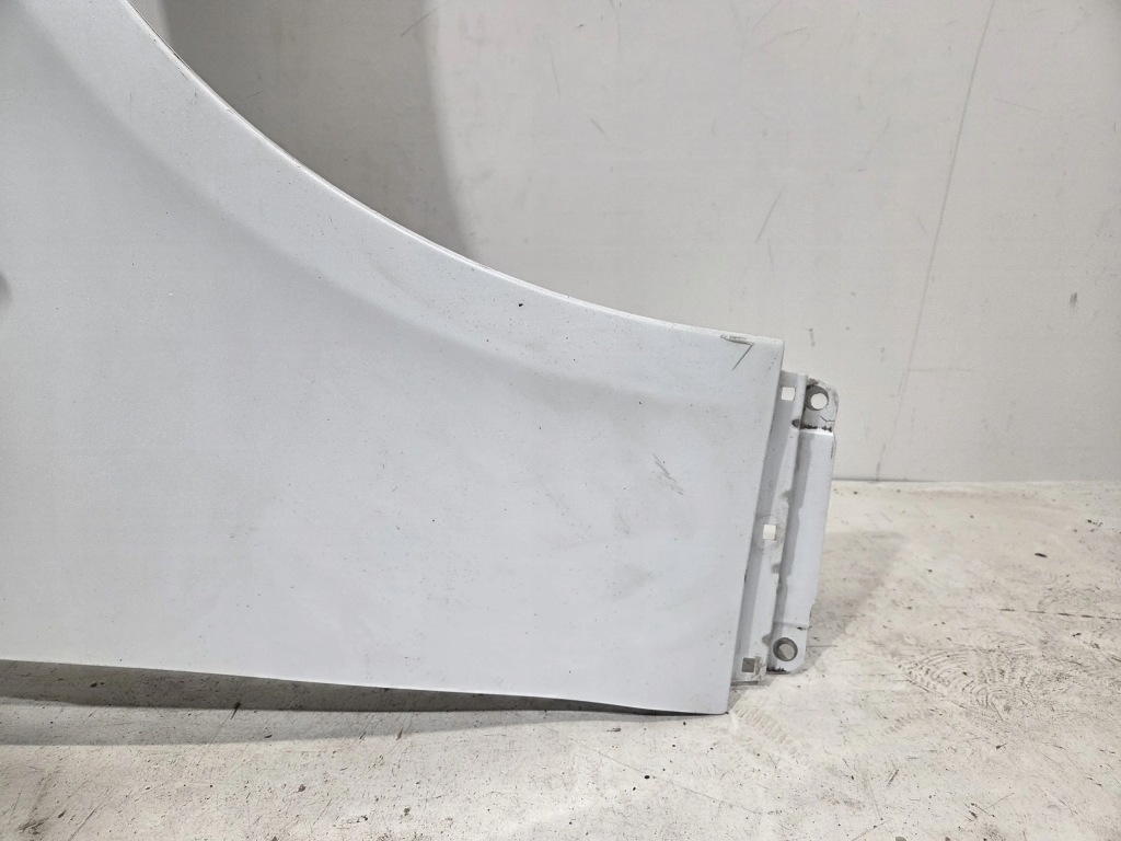 Tesla model s крыло правый перед передний Киев