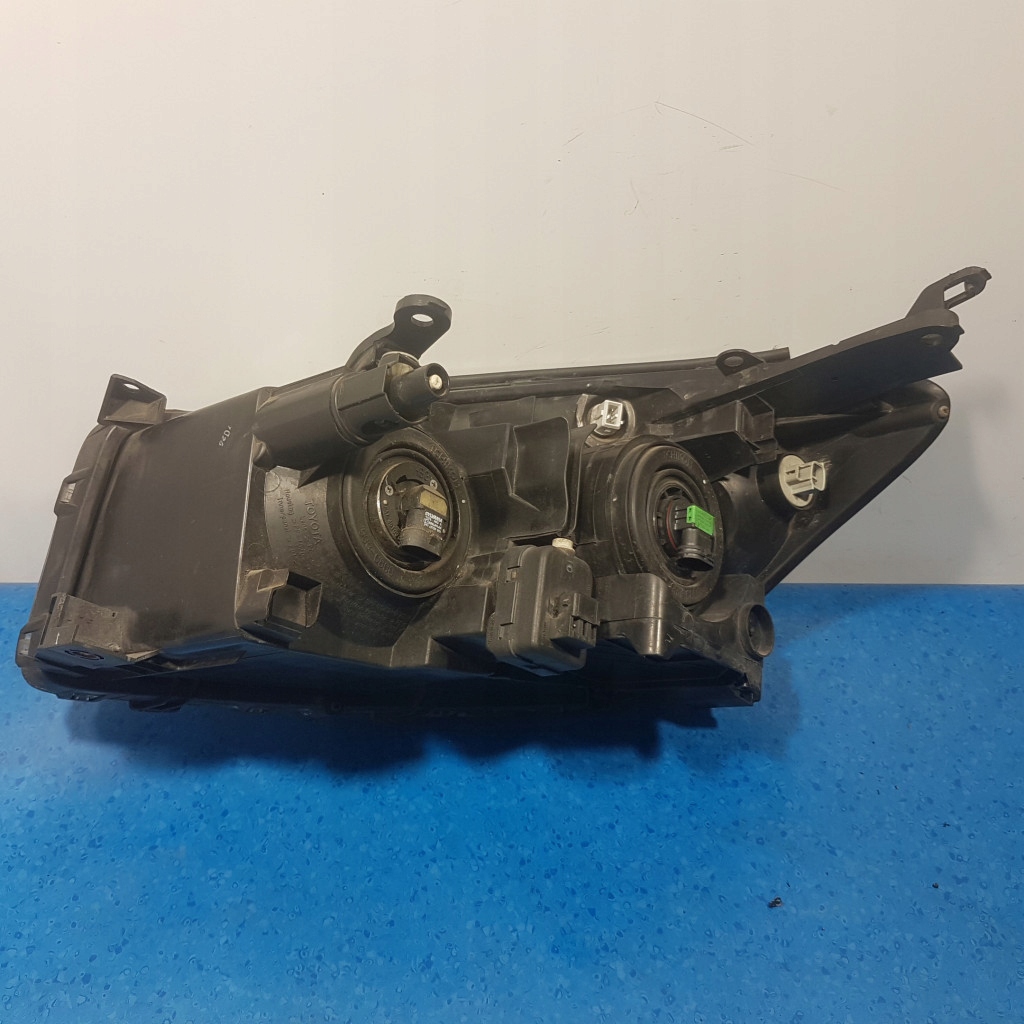 фото №3, Toyota rav4 iii фара правый eu