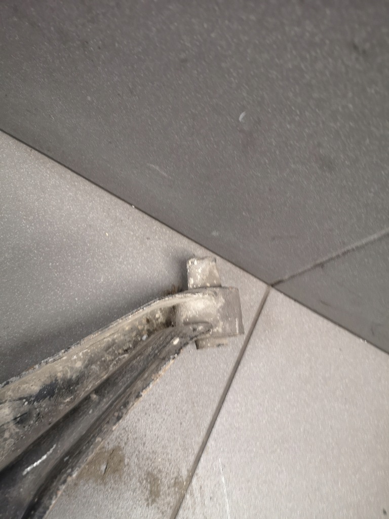 фото №7, Важіль лівий задня audi a6 c5 quattro 4b0505311