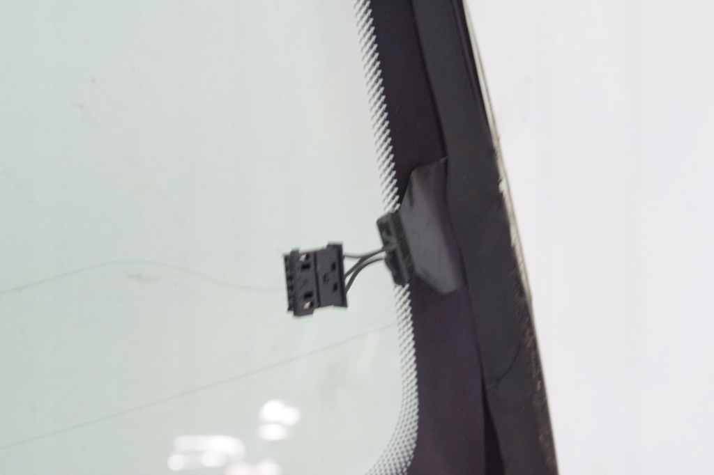 Скло лобове передні  04 рік mercedes sl r230 в Україні