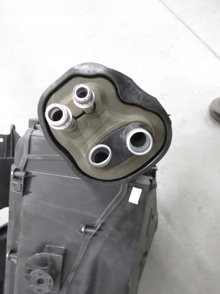 фото №9, Обігрівач корпус bmw f25 x3 f25 x4 europa high