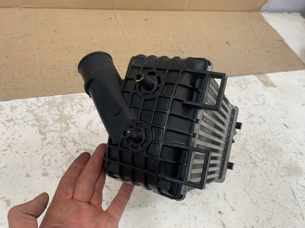 фото №10, Kia stonic радиатор интеркулер 1.0 28270-07300