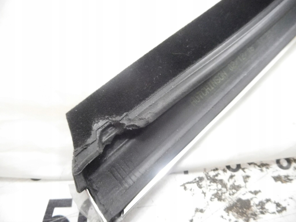 фото №10, Молдинг хром уплотнитель левый перед peugeot 5008 i 9310 n7