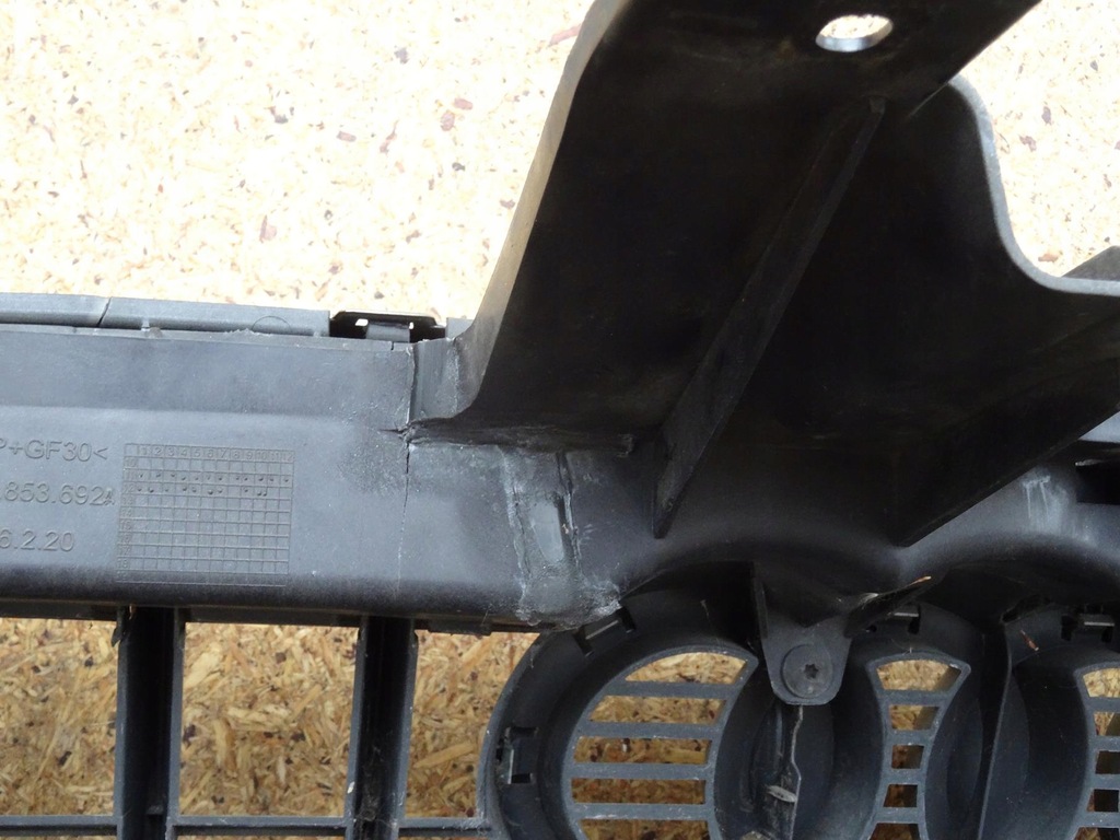 фото №15, Audi q3 8u 11-14 бампер перед передній решітка радіатора решітка радіатора протитуманні фари датчики pdc