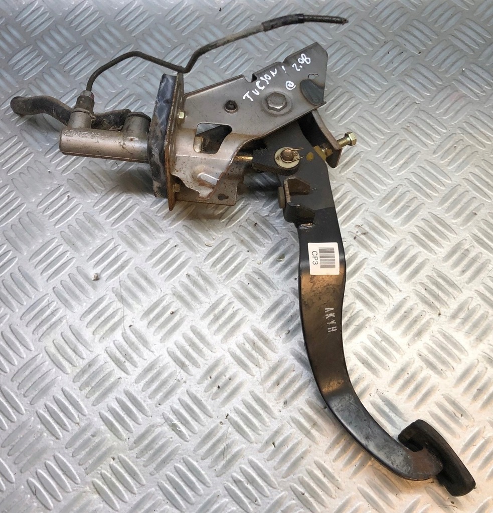 фото №1, Hyundai tucson i 2.0 b педаль сцепления цилиндр сцепления