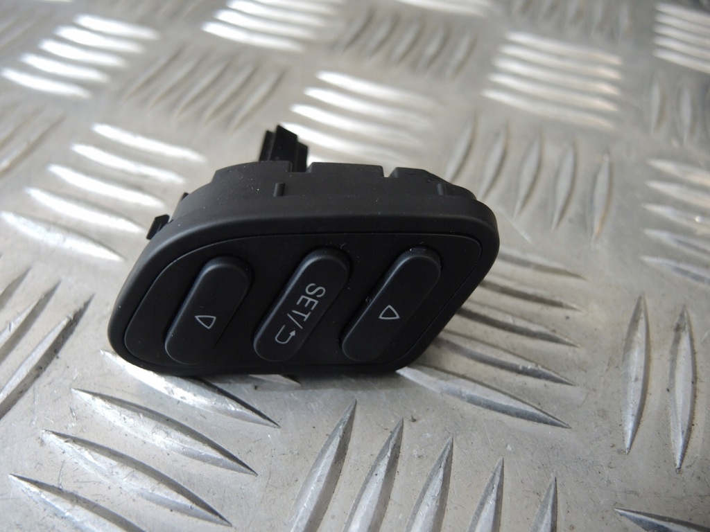 фото №1, Alfa romeo giulietta lift переключатели set