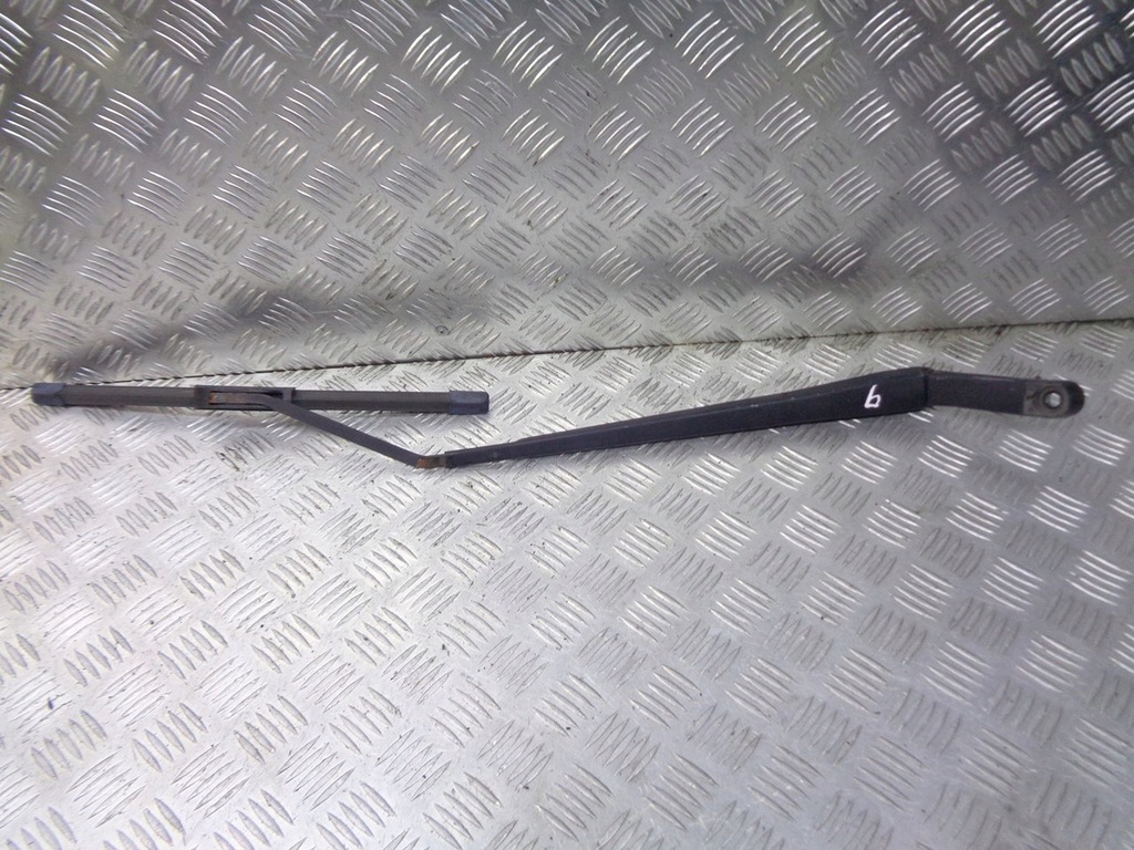 фото №1, Рычаг дворники перед правый corolla verso