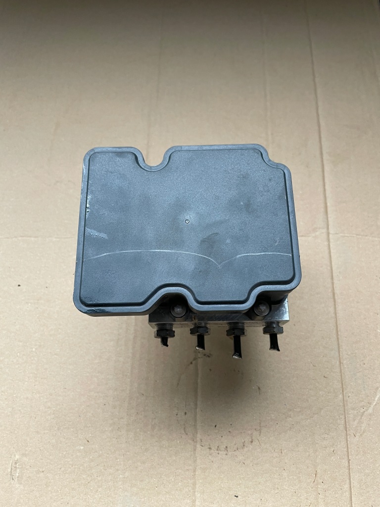 Купить Mercedes a 177 a45 amg насос abs 1779003307