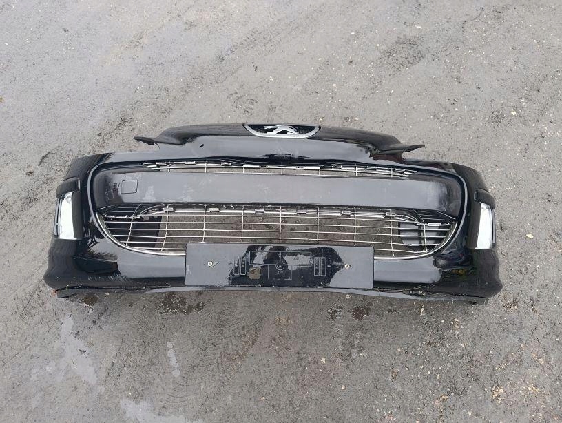 Бампер перед передній чорний peugeot 308 t7 3423432 Недорого